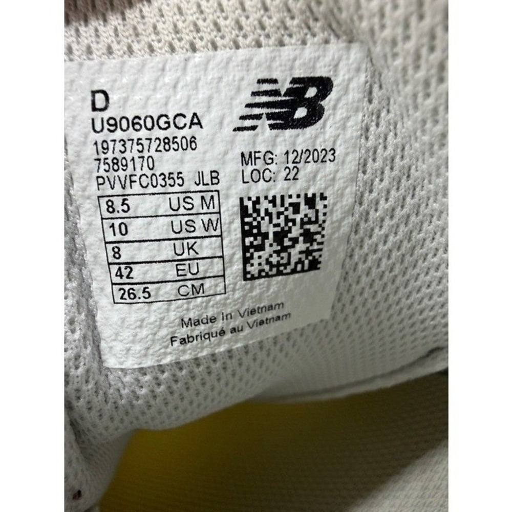 New Balance 9060 Sea Salt Mint Peach U9060GCA Mens 8.5 Womens 10 Sneakers - Picture 8 of 8